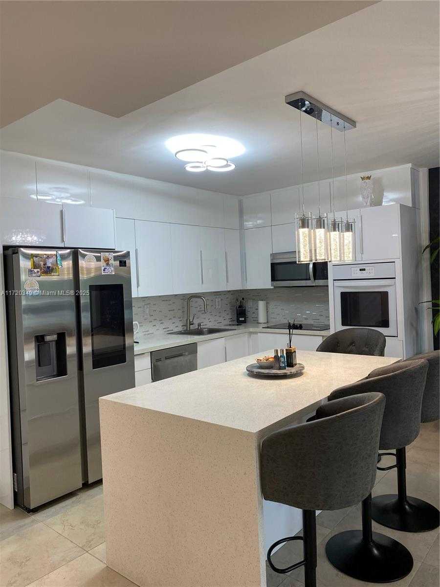 Small Image of 19380 COLLINS AVE #326, Sunny Isles Beach Number 7