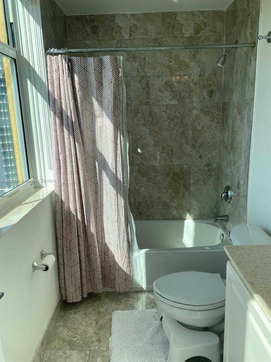 Small Image of 3340 NORTH EAST 190TH ST #1101, Aventura Number 10
