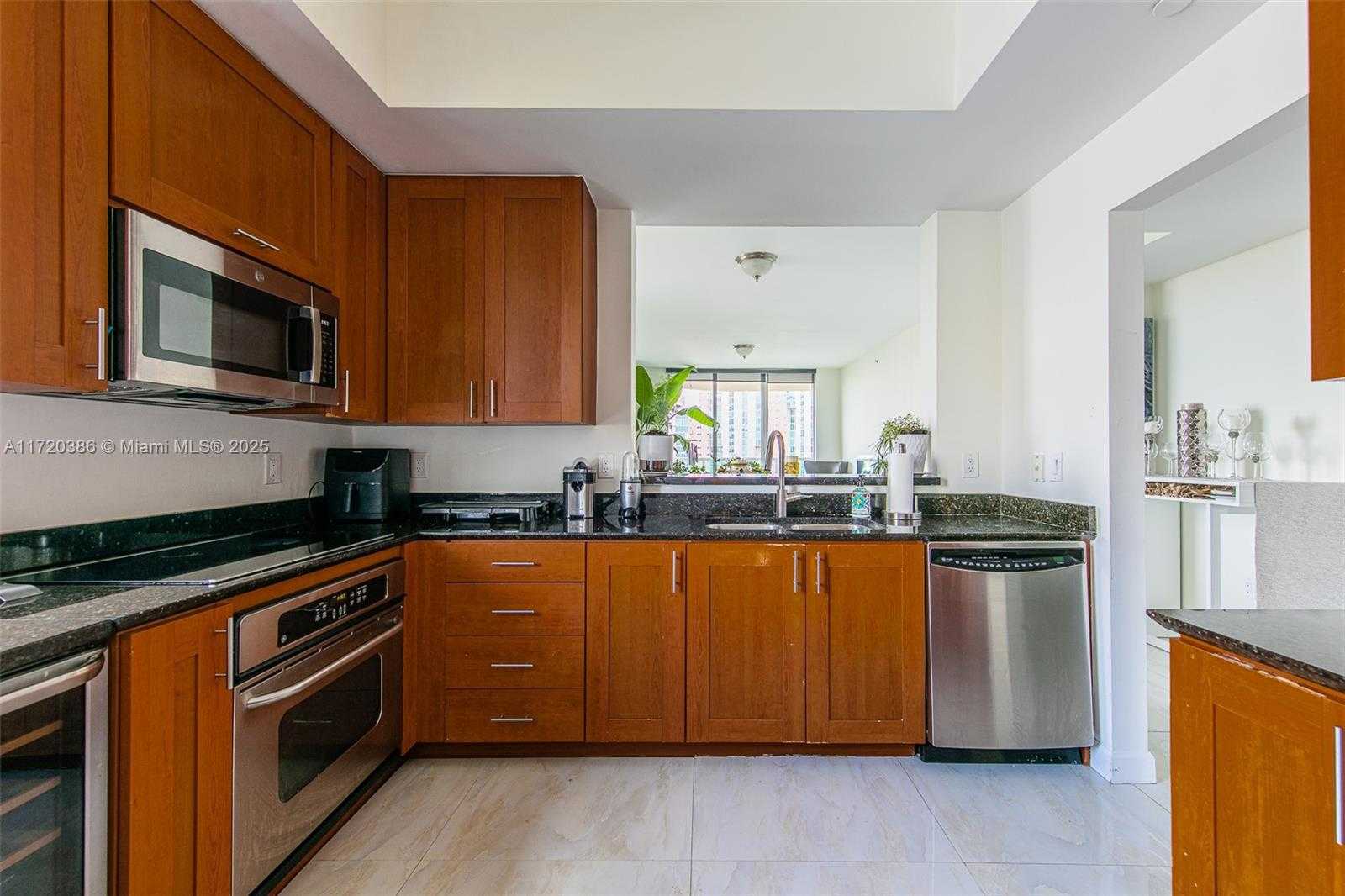 Small Image of 3340 NORTH EAST 190TH ST #1101, Aventura Number 42