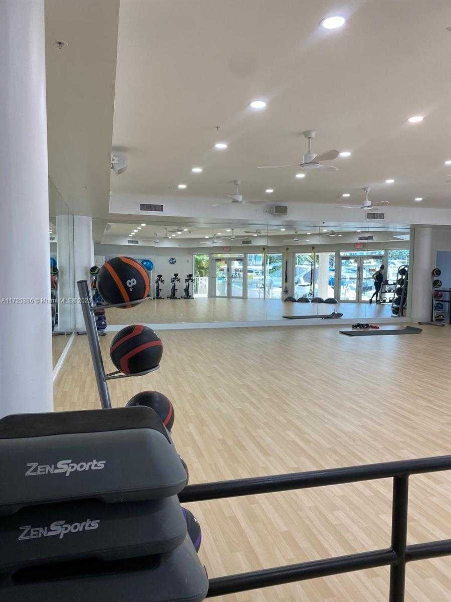 Small Image of 3340 NORTH EAST 190TH ST #1101, Aventura Number 65
