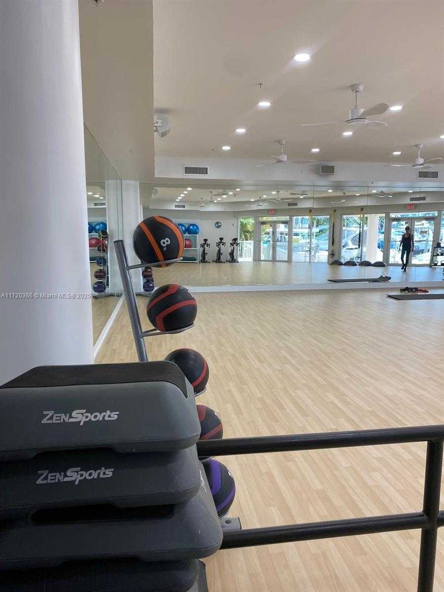 Small Image of 3340 NORTH EAST 190TH ST #1101, Aventura Number 68