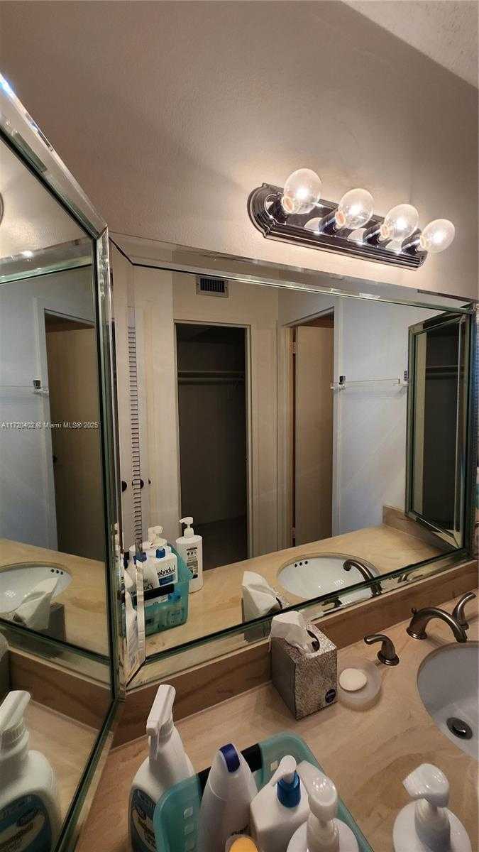 Small Image of 9511 COLLINS AVE #606, Surfside Number 11