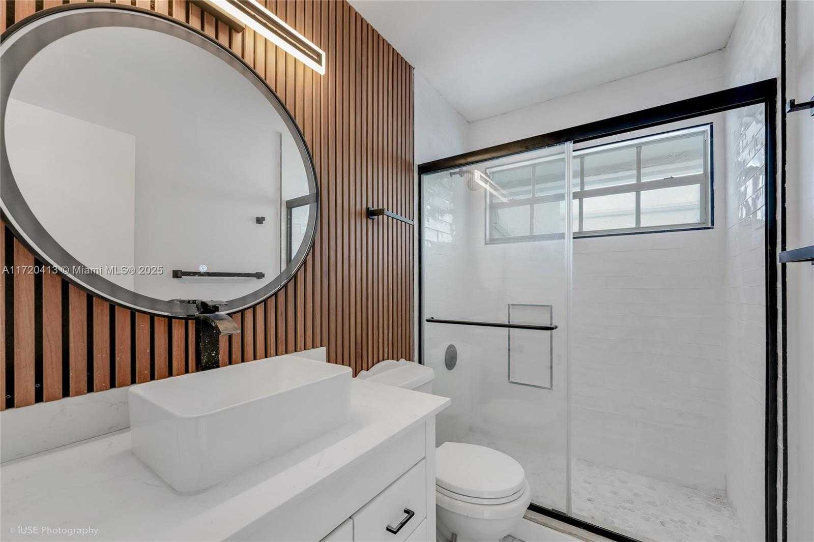 Small Image of 20936 BAY CT #322-2, Aventura Number 11