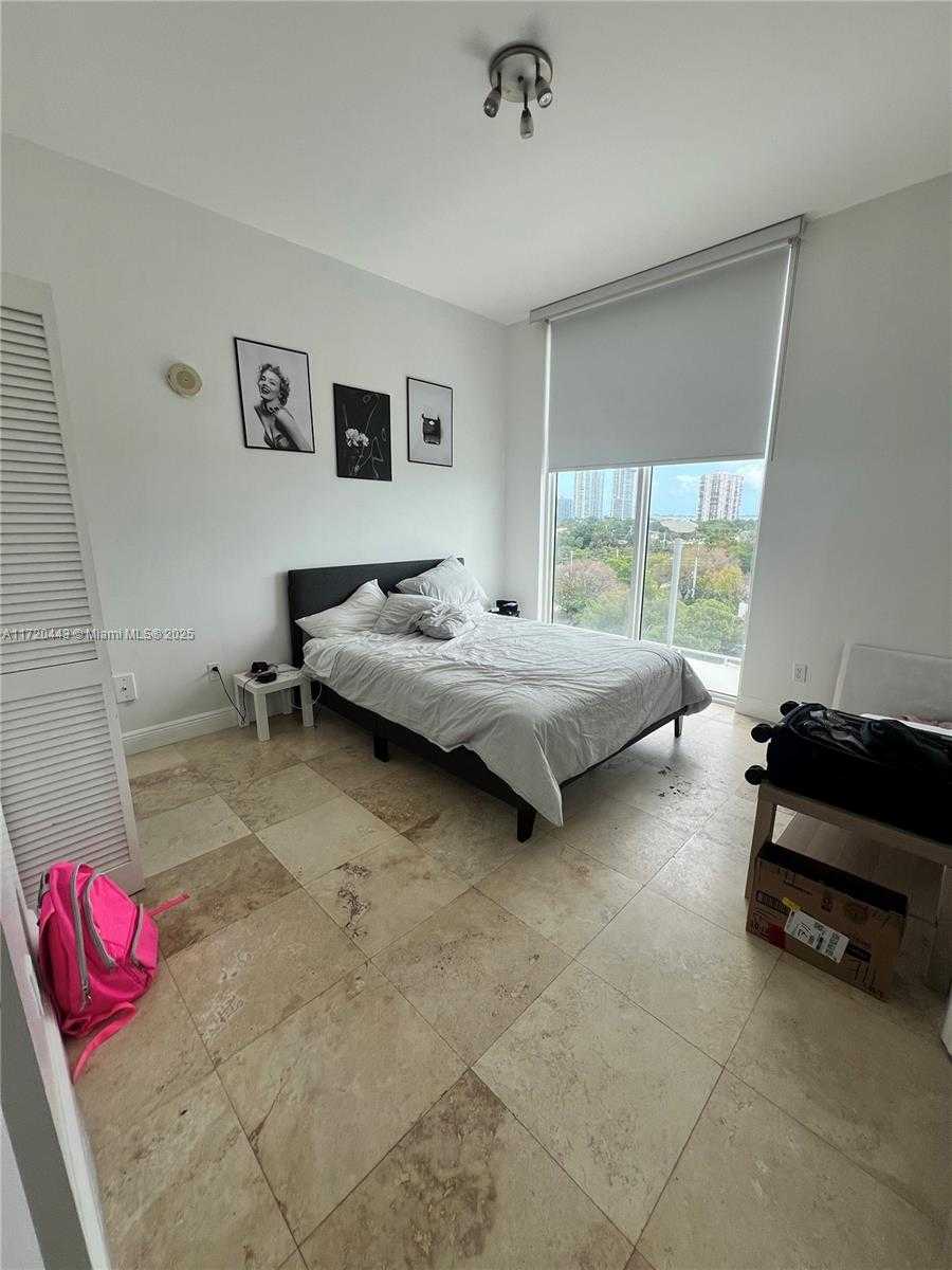 Small Image of 2525 SOUTH WEST 3 AVE #711, Miami Number 6