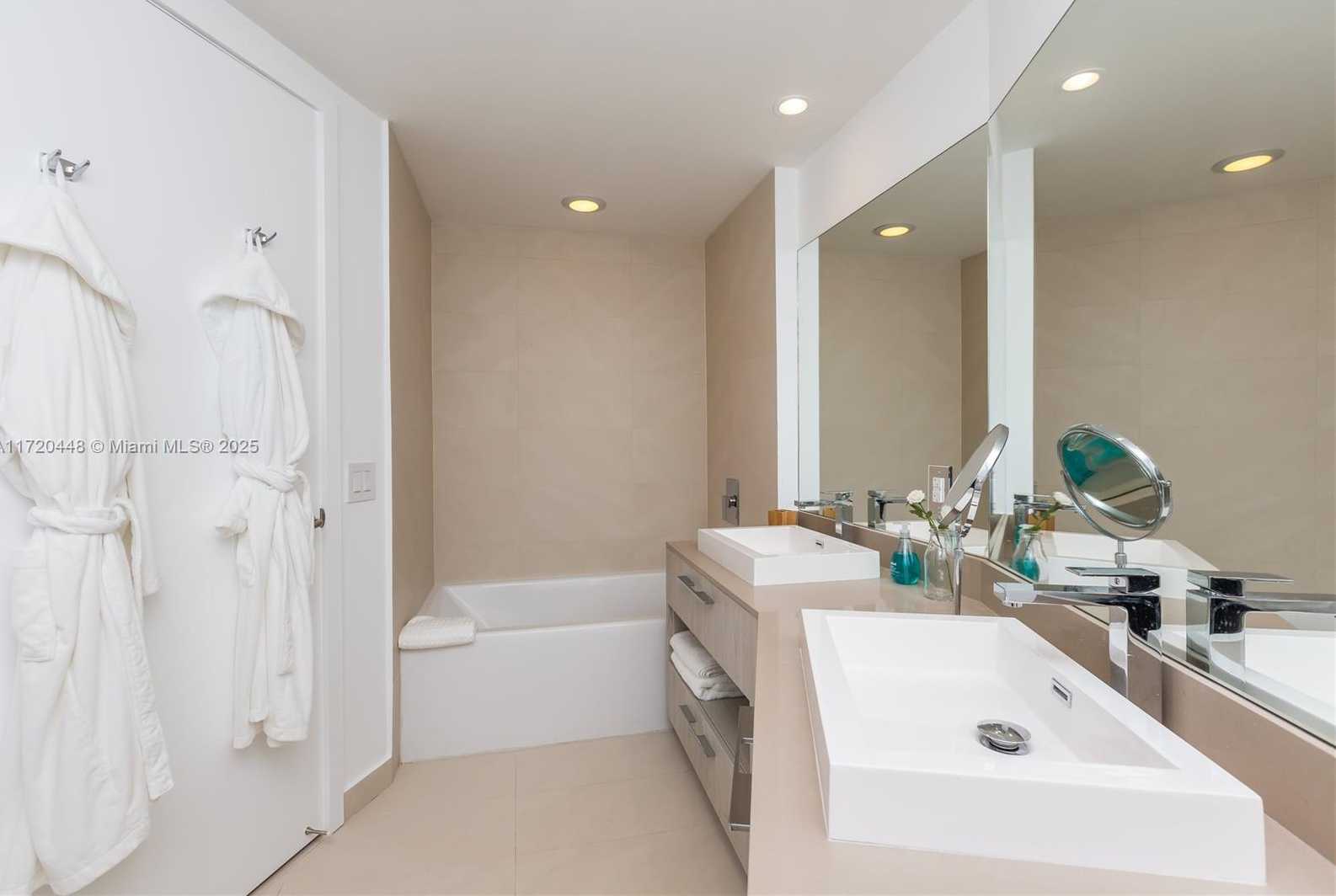 Small Image of 4111 SOUTH OCEAN DR #3302, Hollywood Number 14