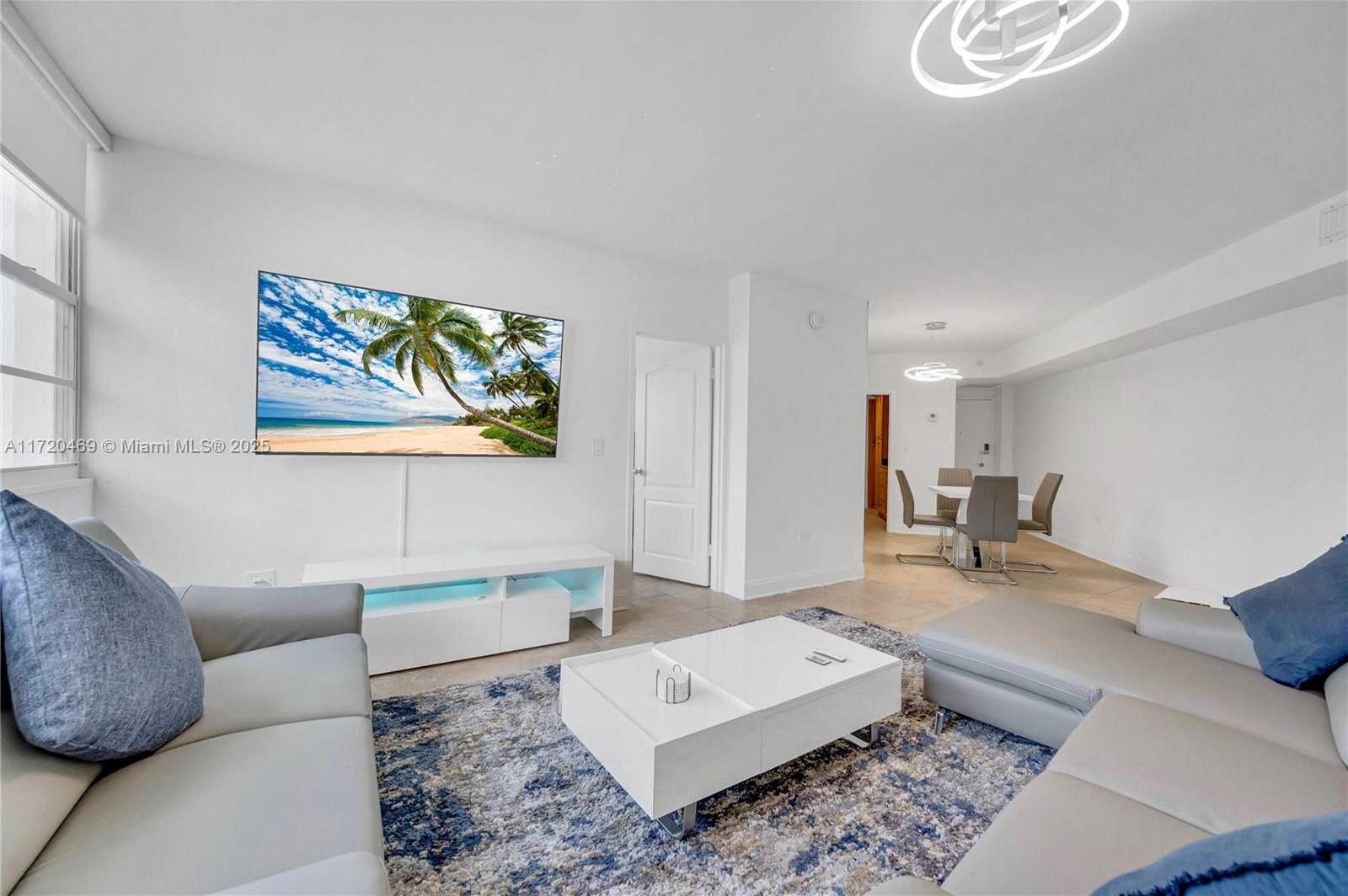 Small Image of 999 BRICKELL BAY DR #2007, Miami Number 15