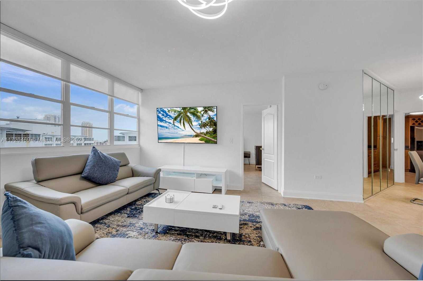 Small Image of 999 BRICKELL BAY DR #2007, Miami Number 8