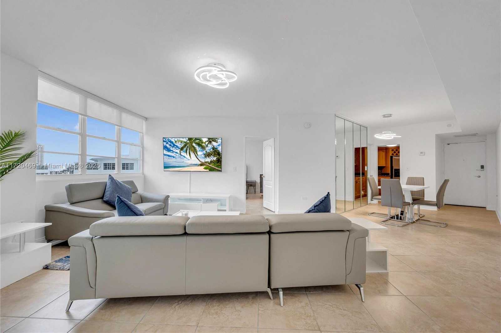 Small Image of 999 BRICKELL BAY DR #2007, Miami Number 9