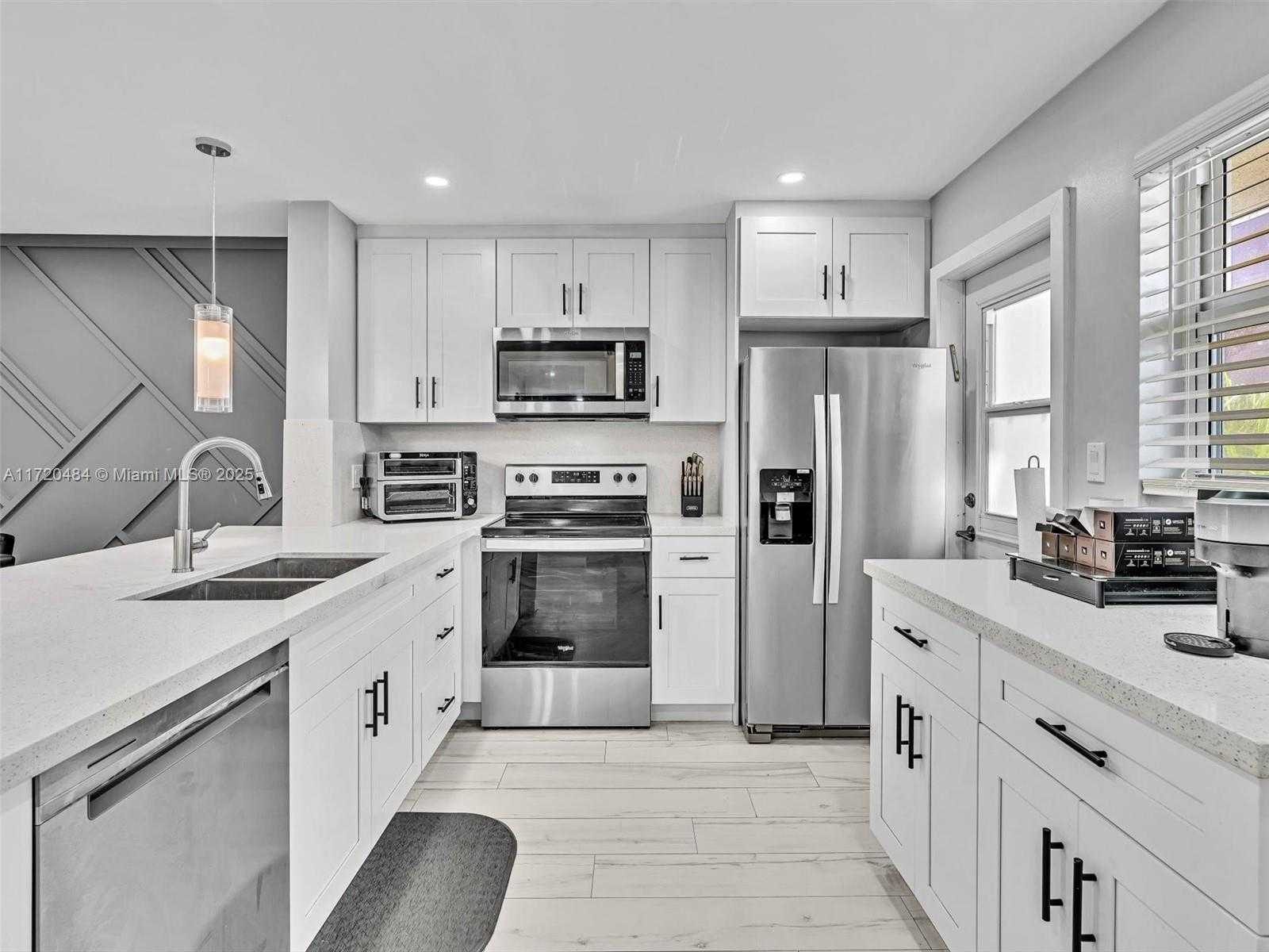 Small Image of 610 NORTH EAST 12TH AVE #203, Hallandale Beach Number 11