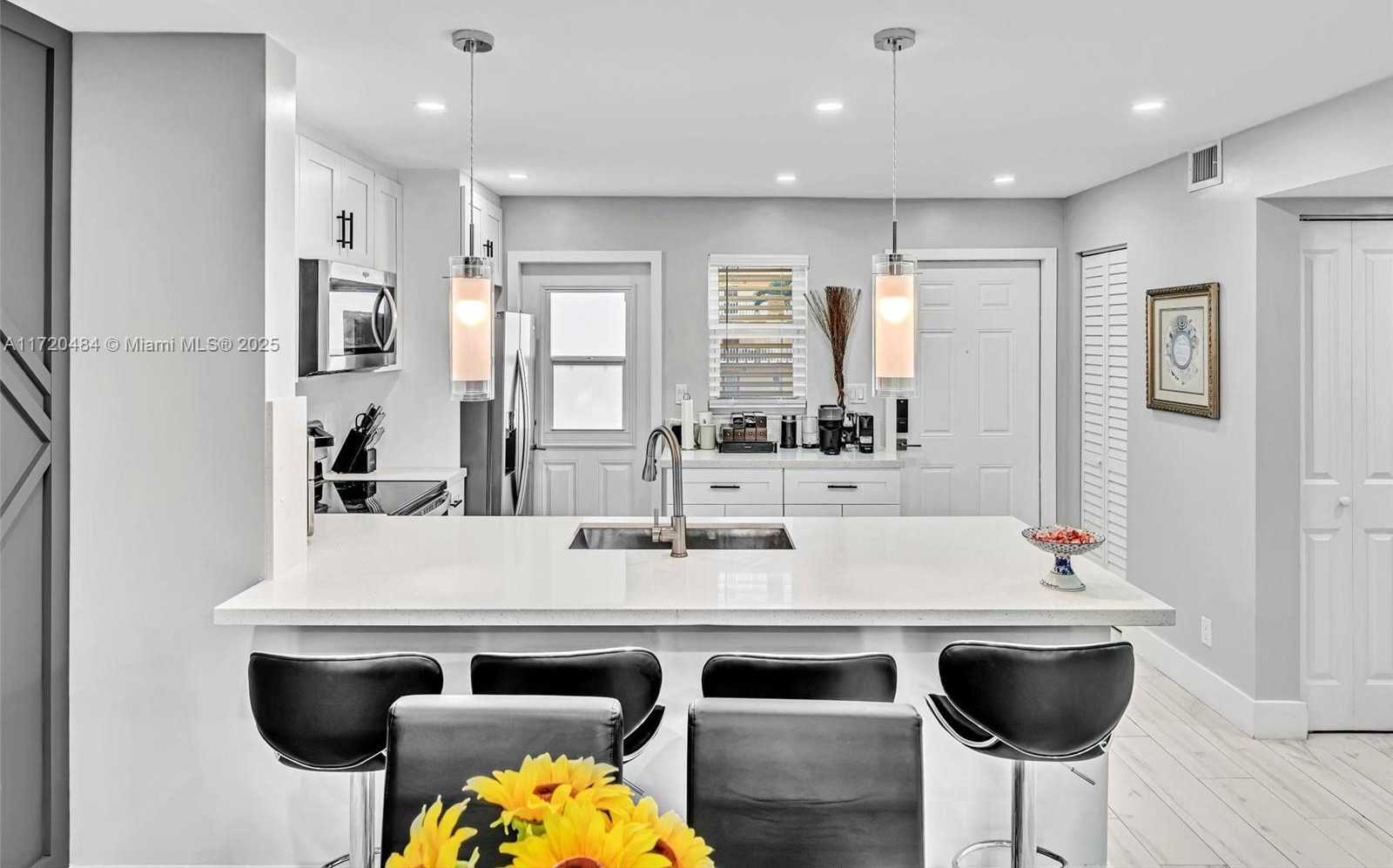 Small Image of 610 NORTH EAST 12TH AVE #203, Hallandale Beach Number 13