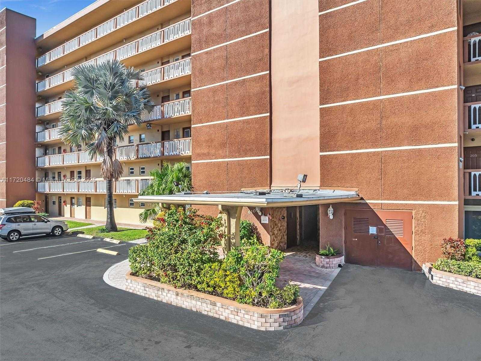 Small Image of 610 NORTH EAST 12TH AVE #203, Hallandale Beach Number 2