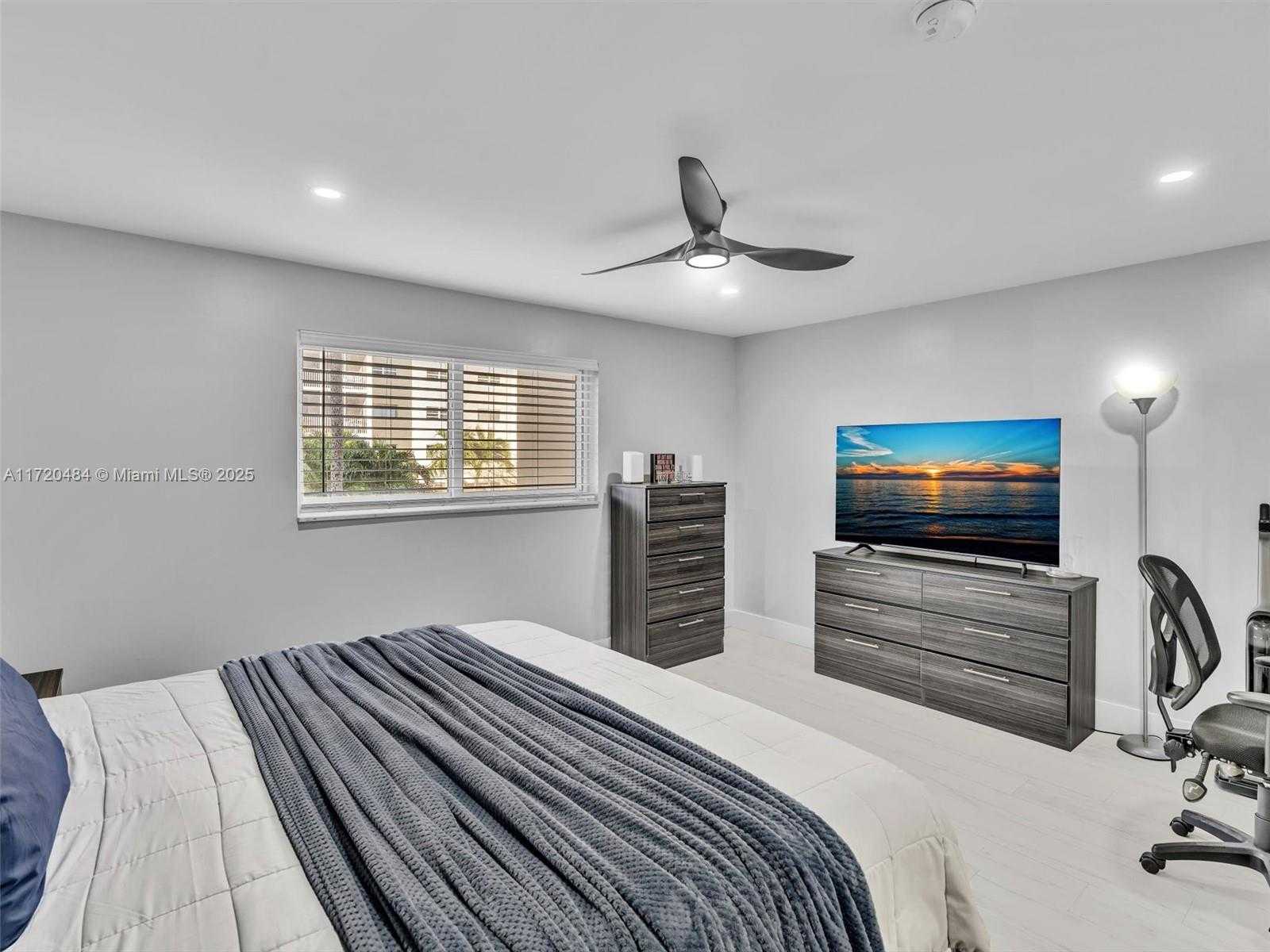 Small Image of 610 NORTH EAST 12TH AVE #203, Hallandale Beach Number 28