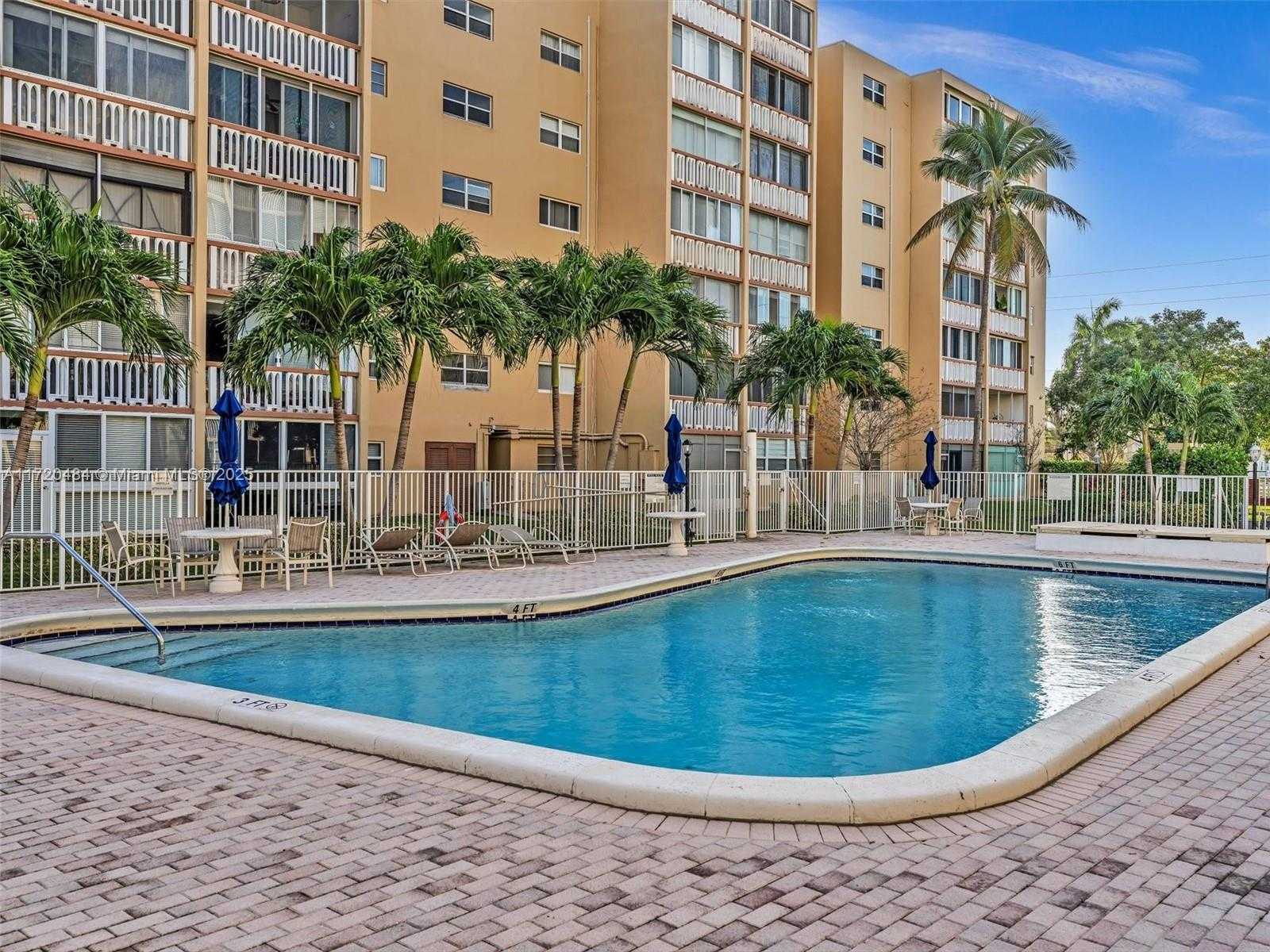 Small Image of 610 NORTH EAST 12TH AVE #203, Hallandale Beach Number 35