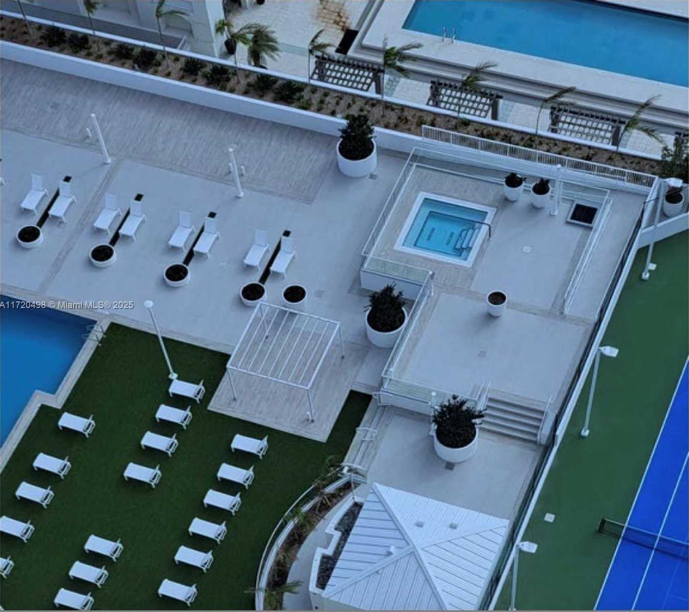 Small Image of 770 CLAUGHTON ISLAND DR #1709, Miami Number 26