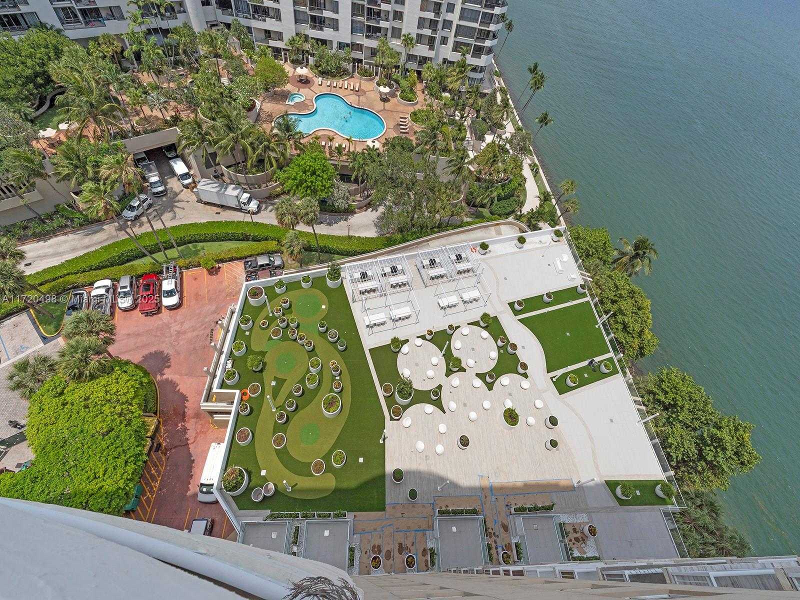 Small Image of 770 CLAUGHTON ISLAND DR #1709, Miami Number 39