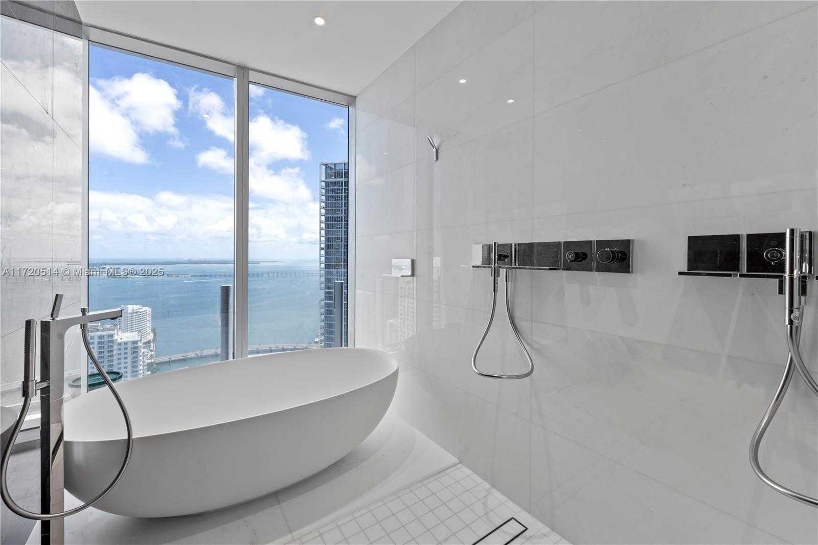Small Image of 300 BISCAYNE BLVD WAY #1602, Miami Number 21