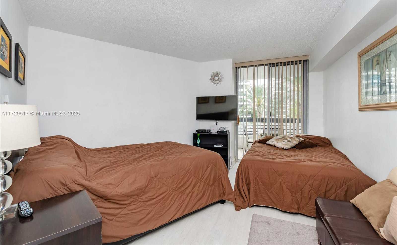 Small Image of 19195 NORTH EAST 36TH CT #303, Aventura Number 29