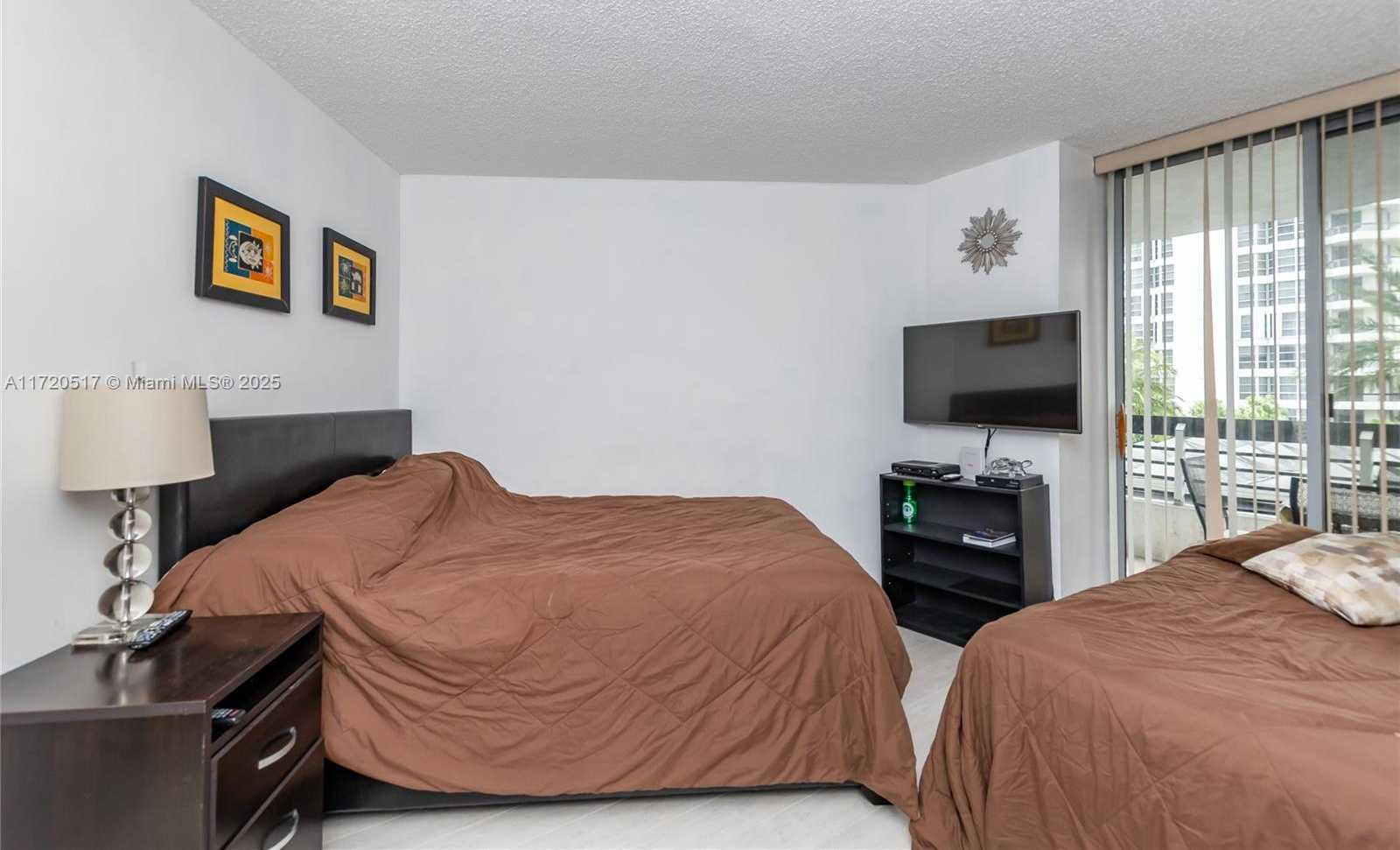 Small Image of 19195 NORTH EAST 36TH CT #303, Aventura Number 30