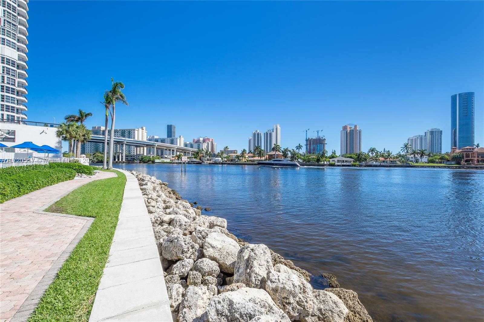 Small Image of 19195 NORTH EAST 36TH CT #303, Aventura Number 5