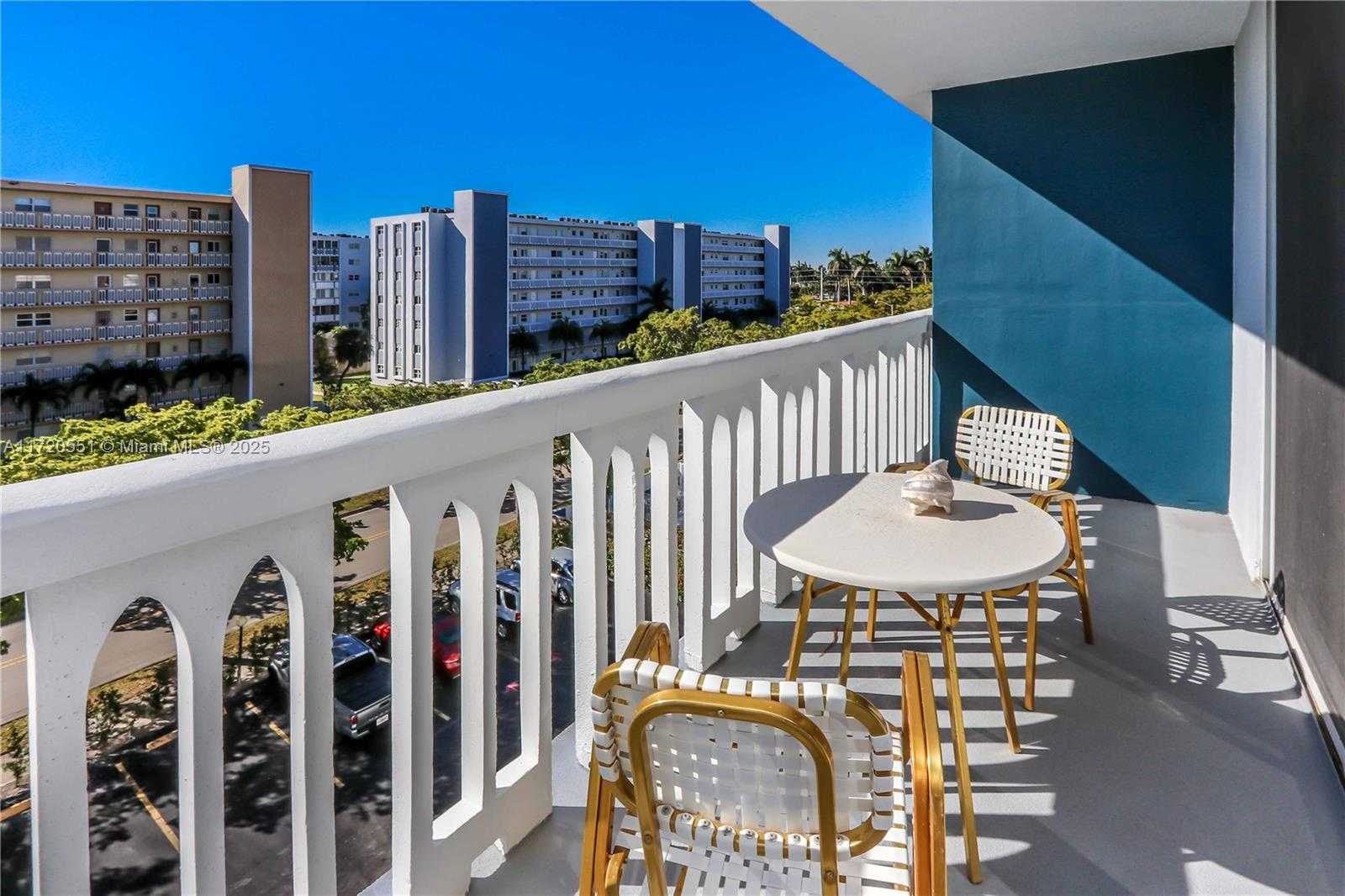 Small Image of 401 NORTH EAST 14TH AVE #504, Hallandale Beach Number 21