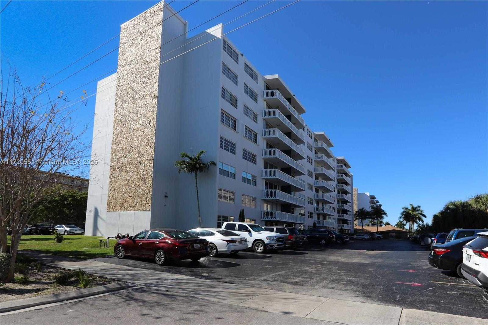 Small Image of 401 NORTH EAST 14TH AVE #504, Hallandale Beach Number 25
