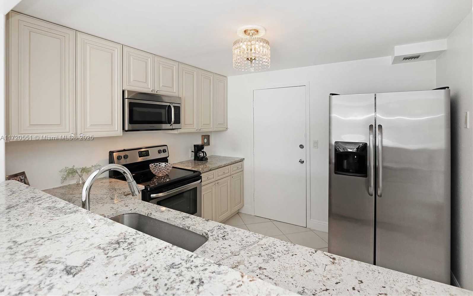 Small Image of 401 NORTH EAST 14TH AVE #504, Hallandale Beach Number 3