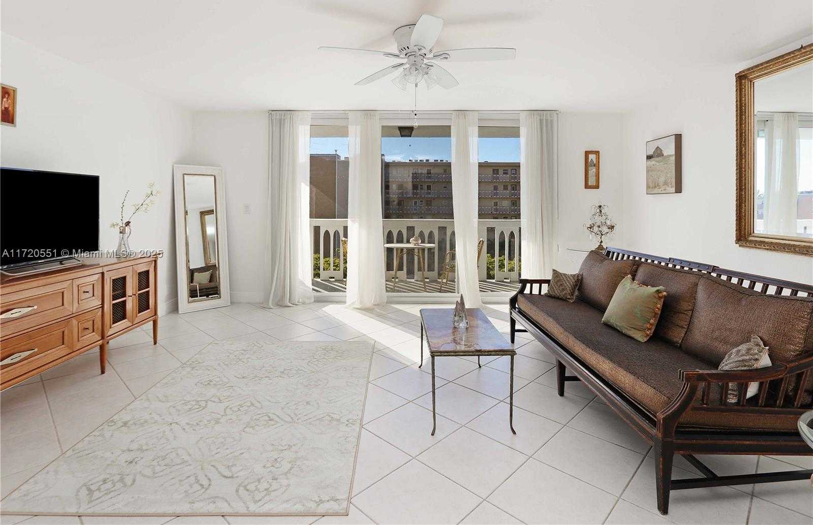 Small Image of 401 NORTH EAST 14TH AVE #504, Hallandale Beach Number 6