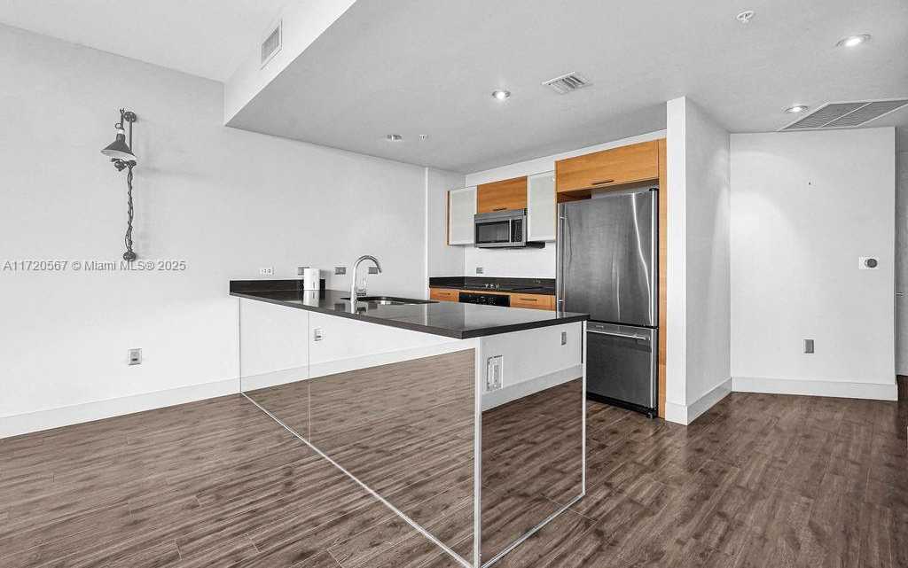 Small Image of 3301 NORTH EAST 1ST AVE #M0404, Miami Number 13