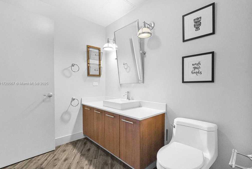 Small Image of 3301 NORTH EAST 1ST AVE #M0404, Miami Number 27