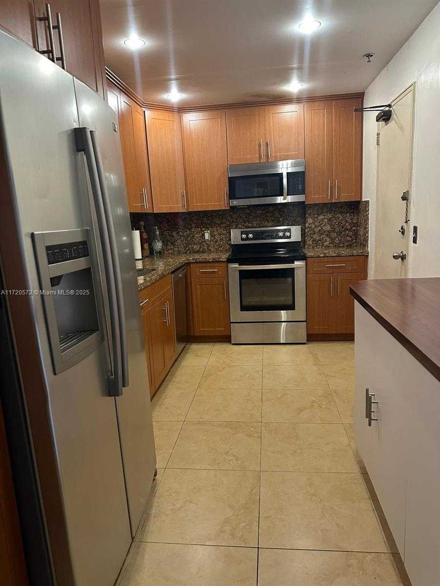 Small Image of 10185 COLLINS AVE #915, Bal Harbour Number 11