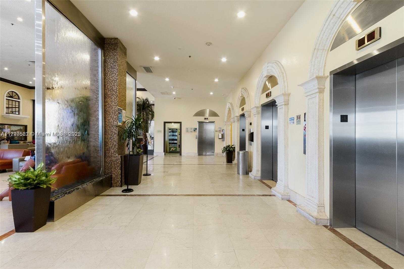 Small Image of 19201 COLLINS AVE #443, Sunny Isles Beach Number 5
