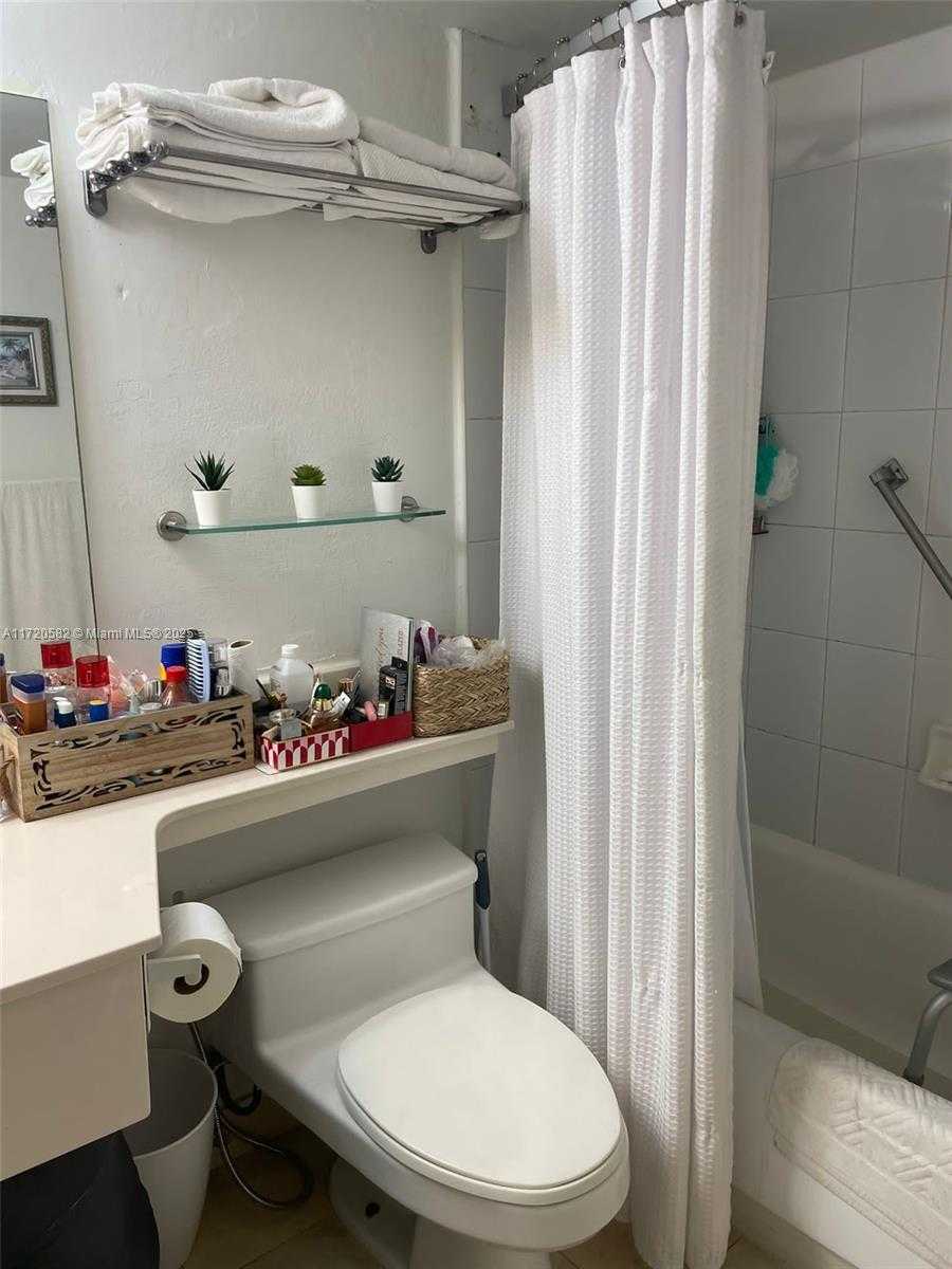 Small Image of 19201 COLLINS AVE #443, Sunny Isles Beach Number 9