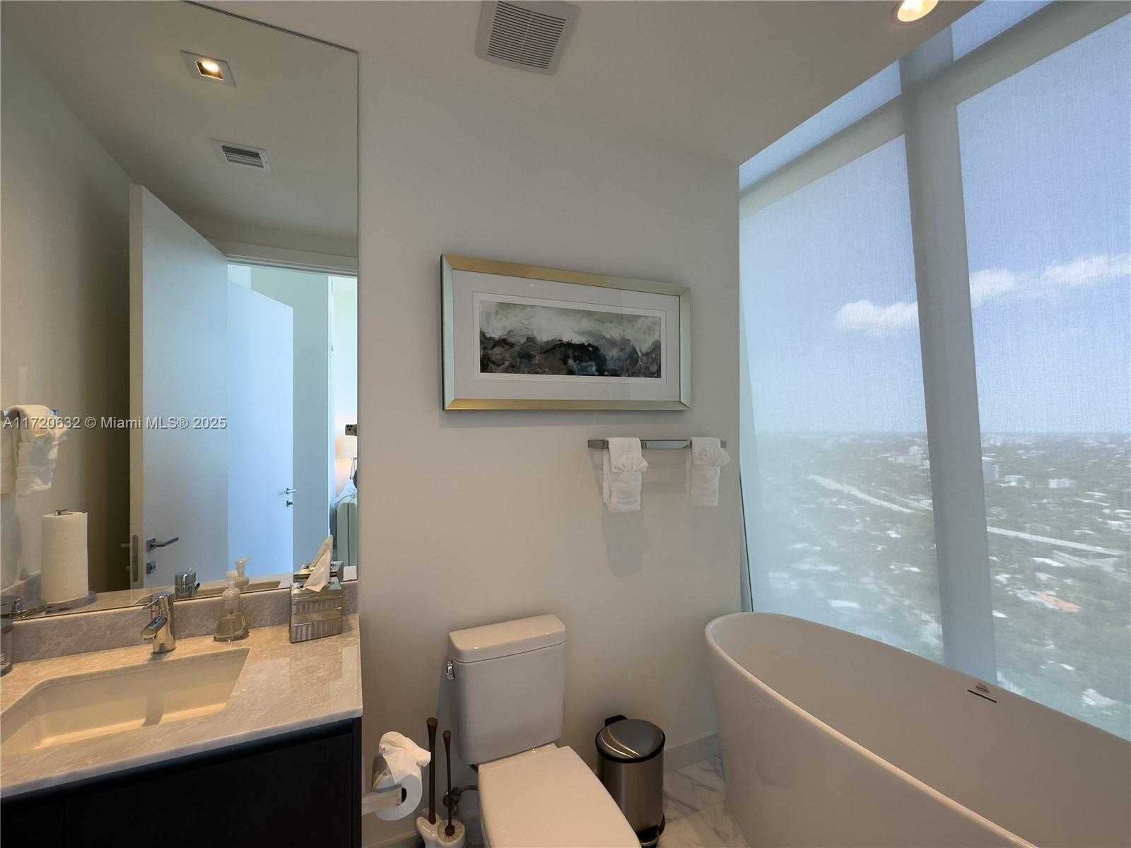 Small Image of 1451 BRICKELL AVE #4503, Miami Number 14