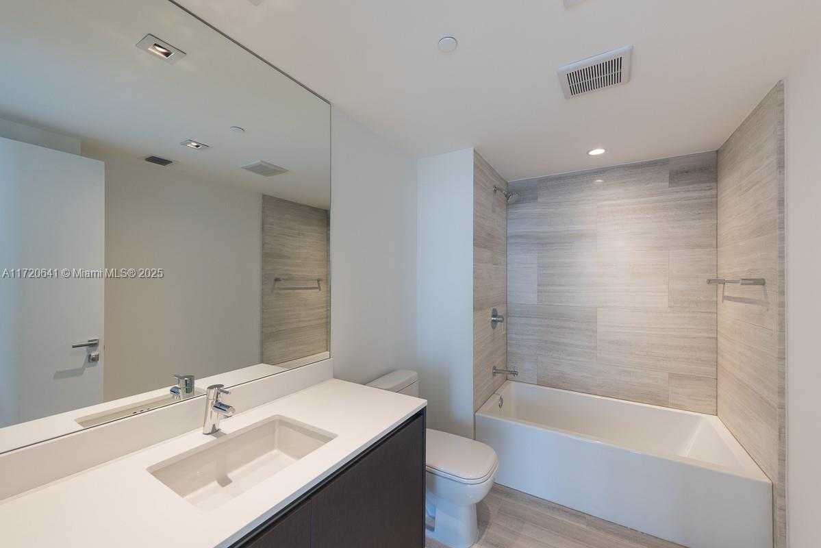 Small Image of 1451 BRICKELL AVE #2103, Miami Number 11