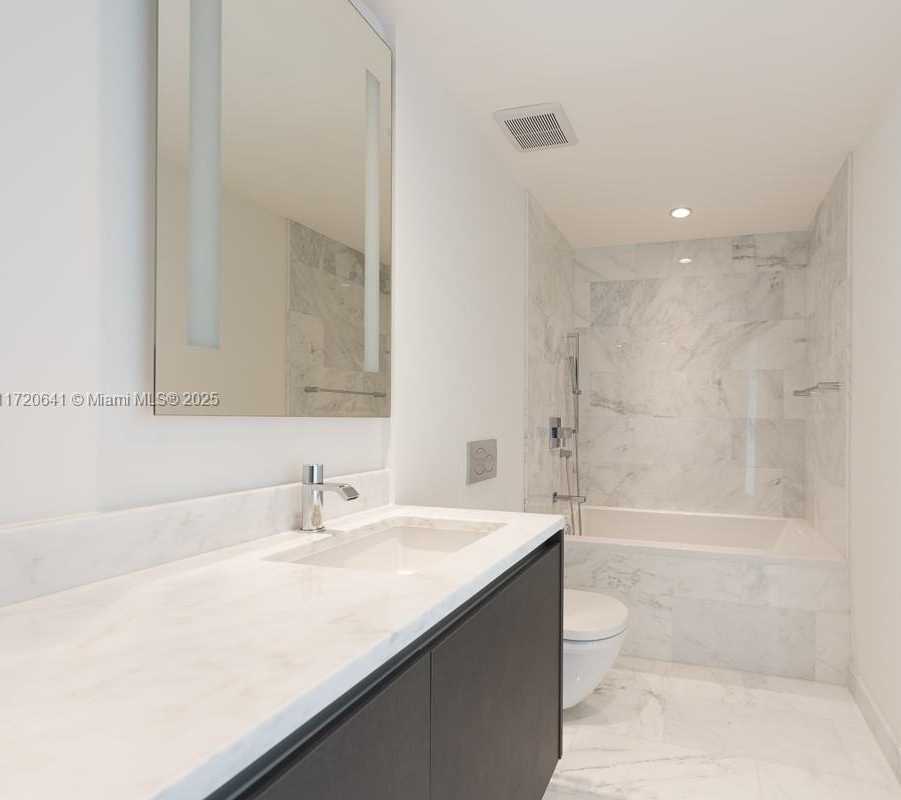 Small Image of 1451 BRICKELL AVE #2103, Miami Number 17