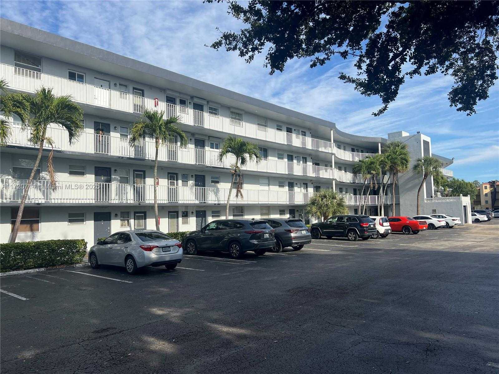 Small Image of 443 NORTH EAST 195TH ST #242, Miami Number 2