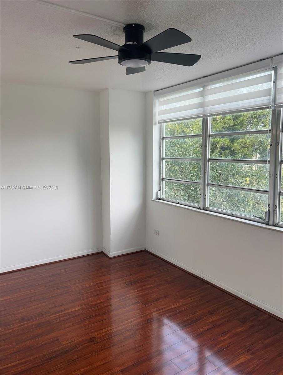 Small Image of 443 NORTH EAST 195TH ST #242, Miami Number 25