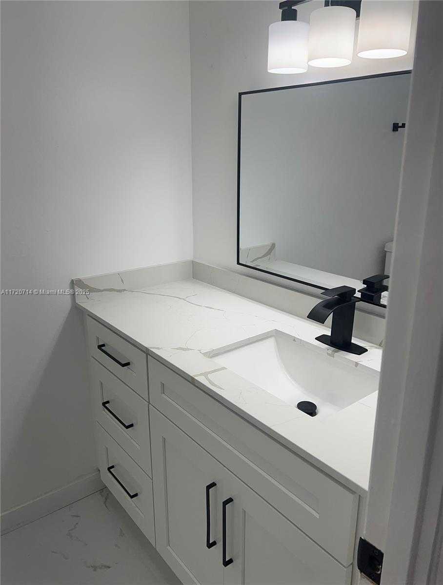 Small Image of 443 NORTH EAST 195TH ST #242, Miami Number 30