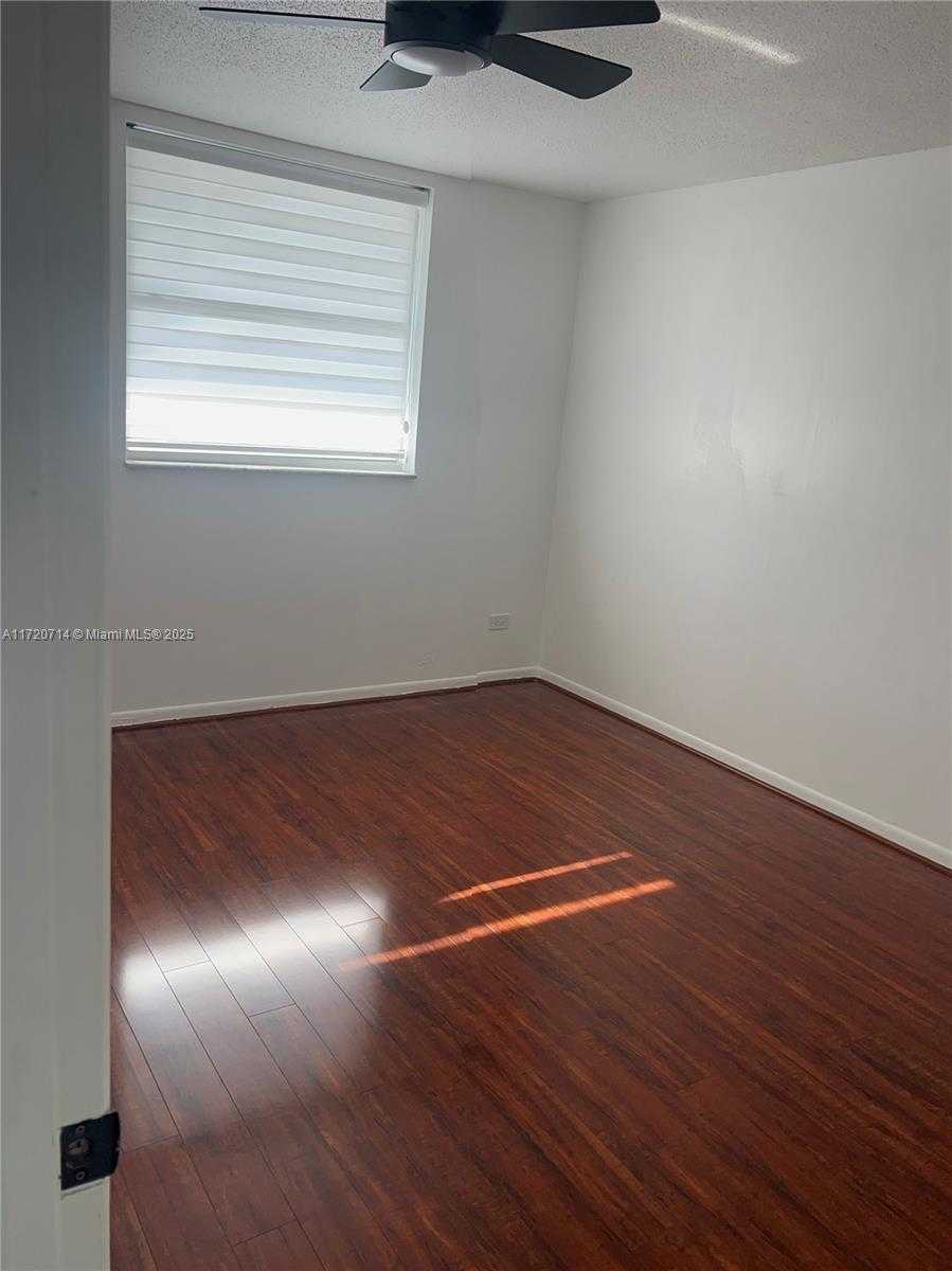 Small Image of 443 NORTH EAST 195TH ST #242, Miami Number 33