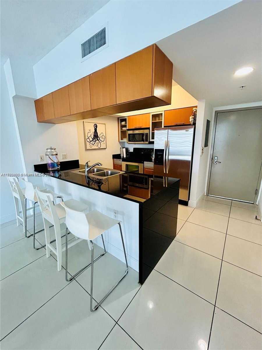 Small Image of 1750 NORTH BAYSHORE DR #3609, Miami Number 4