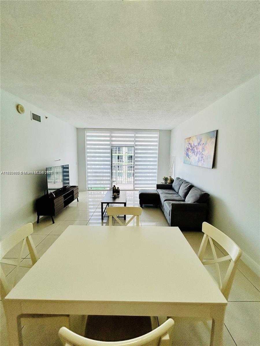 Small Image of 1750 NORTH BAYSHORE DR #3609, Miami Number 5
