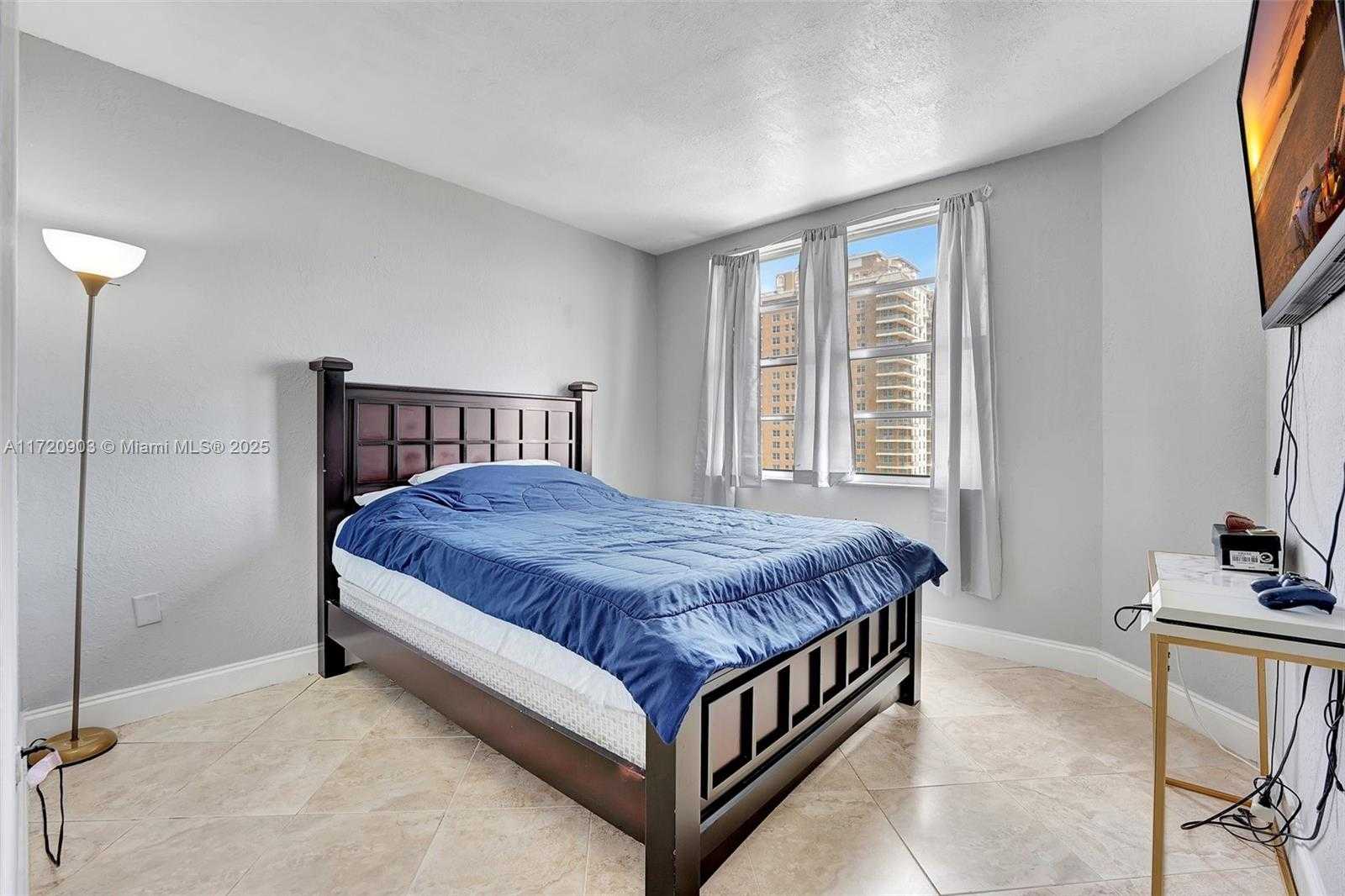 Small Image of 1950 SOUTH OCEAN DR #6B, Hallandale Beach Number 20