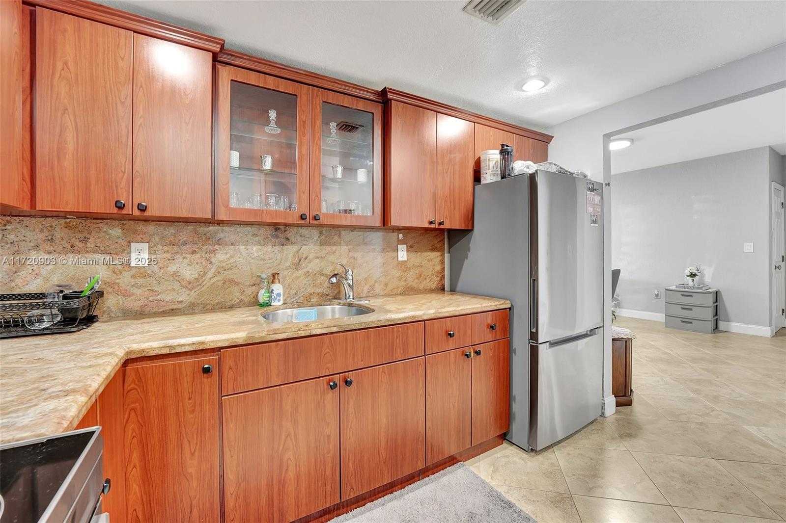 Small Image of 1950 SOUTH OCEAN DR #6B, Hallandale Beach Number 28