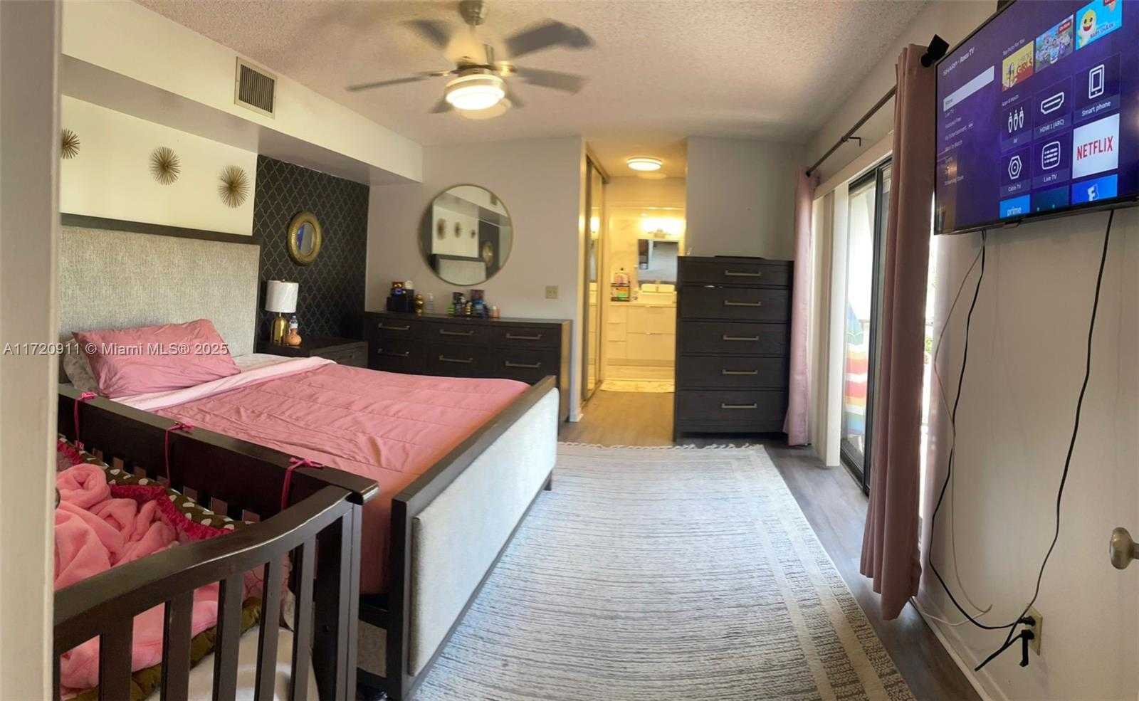Small Image of 6130 NORTH WEST 54TH LN #6130, Tamarac Number 21