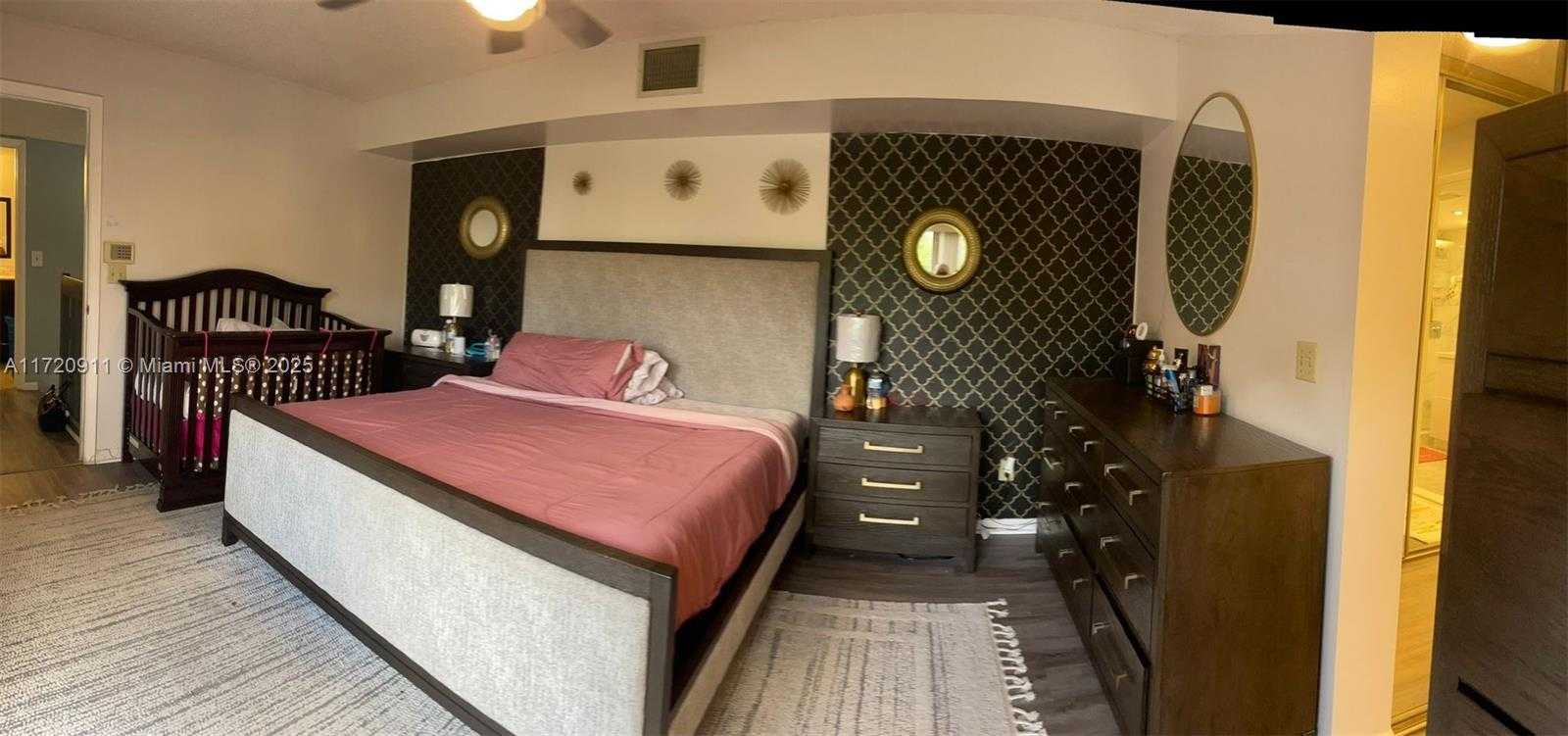 Small Image of 6130 NORTH WEST 54TH LN #6130, Tamarac Number 23