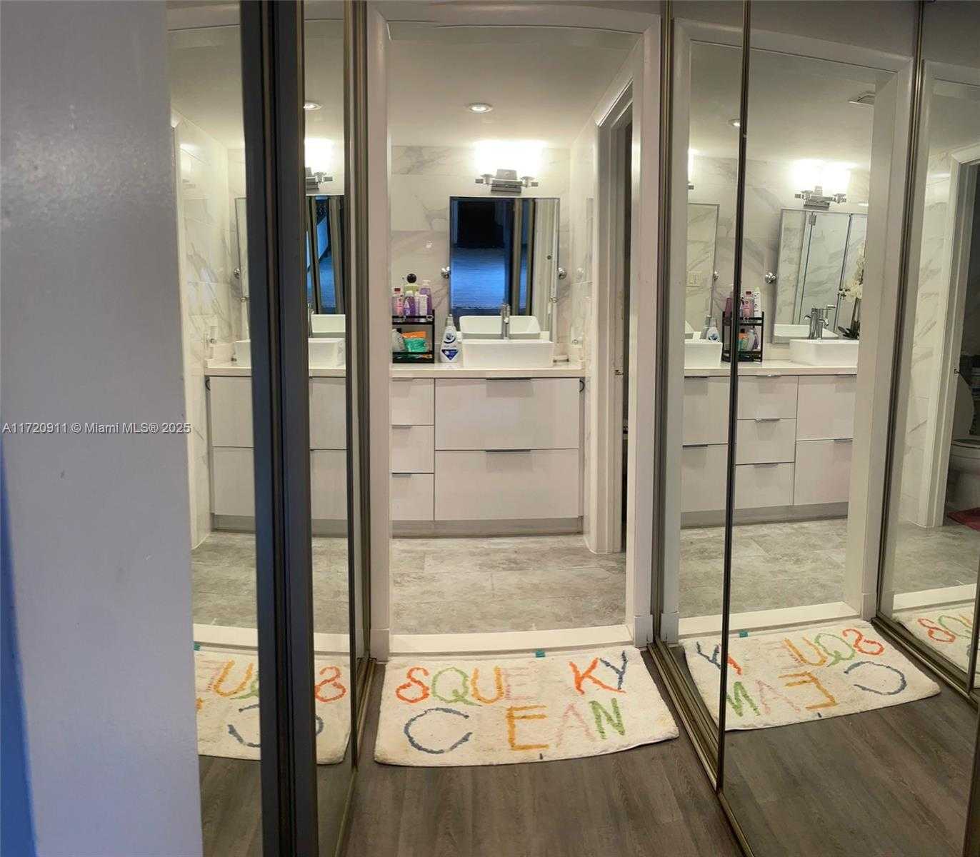 Small Image of 6130 NORTH WEST 54TH LN #6130, Tamarac Number 24