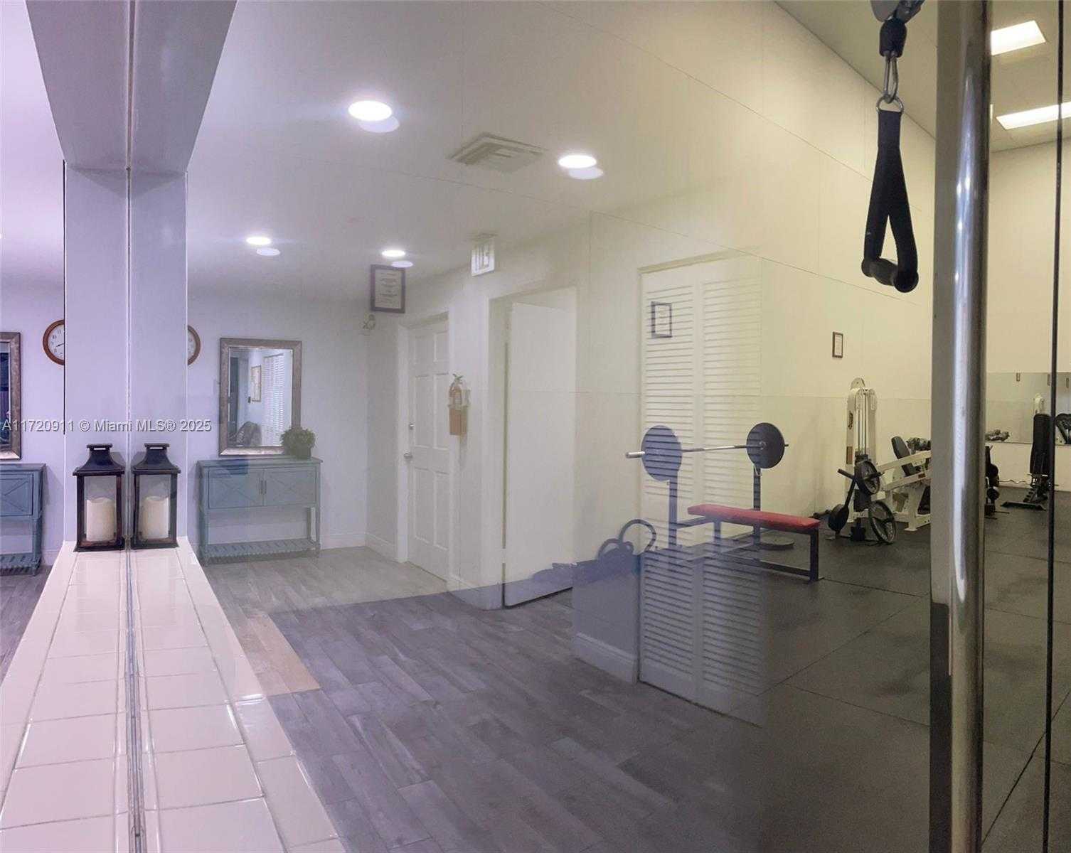 Small Image of 6130 NORTH WEST 54TH LN #6130, Tamarac Number 47