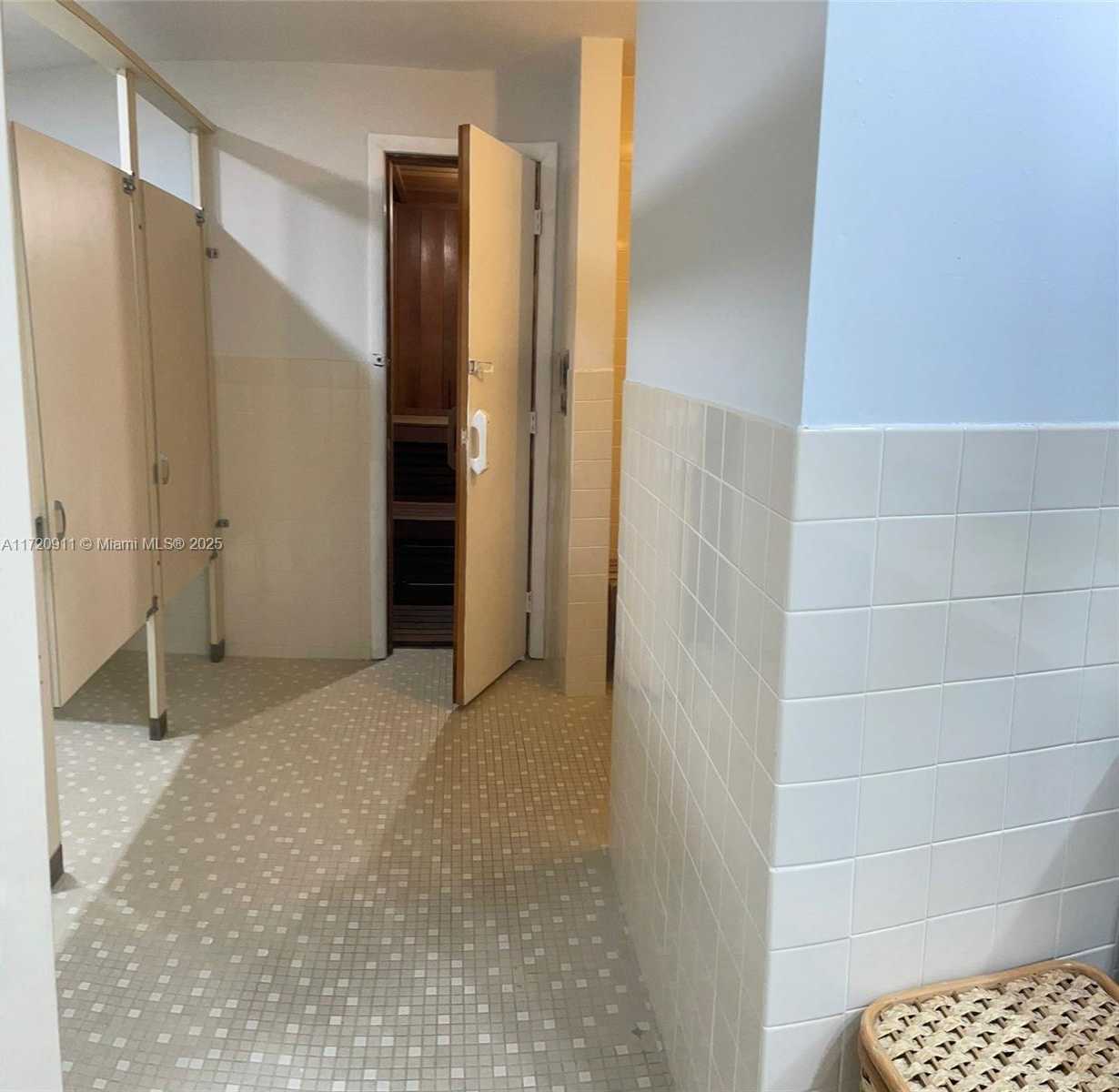 Small Image of 6130 NORTH WEST 54TH LN #6130, Tamarac Number 49