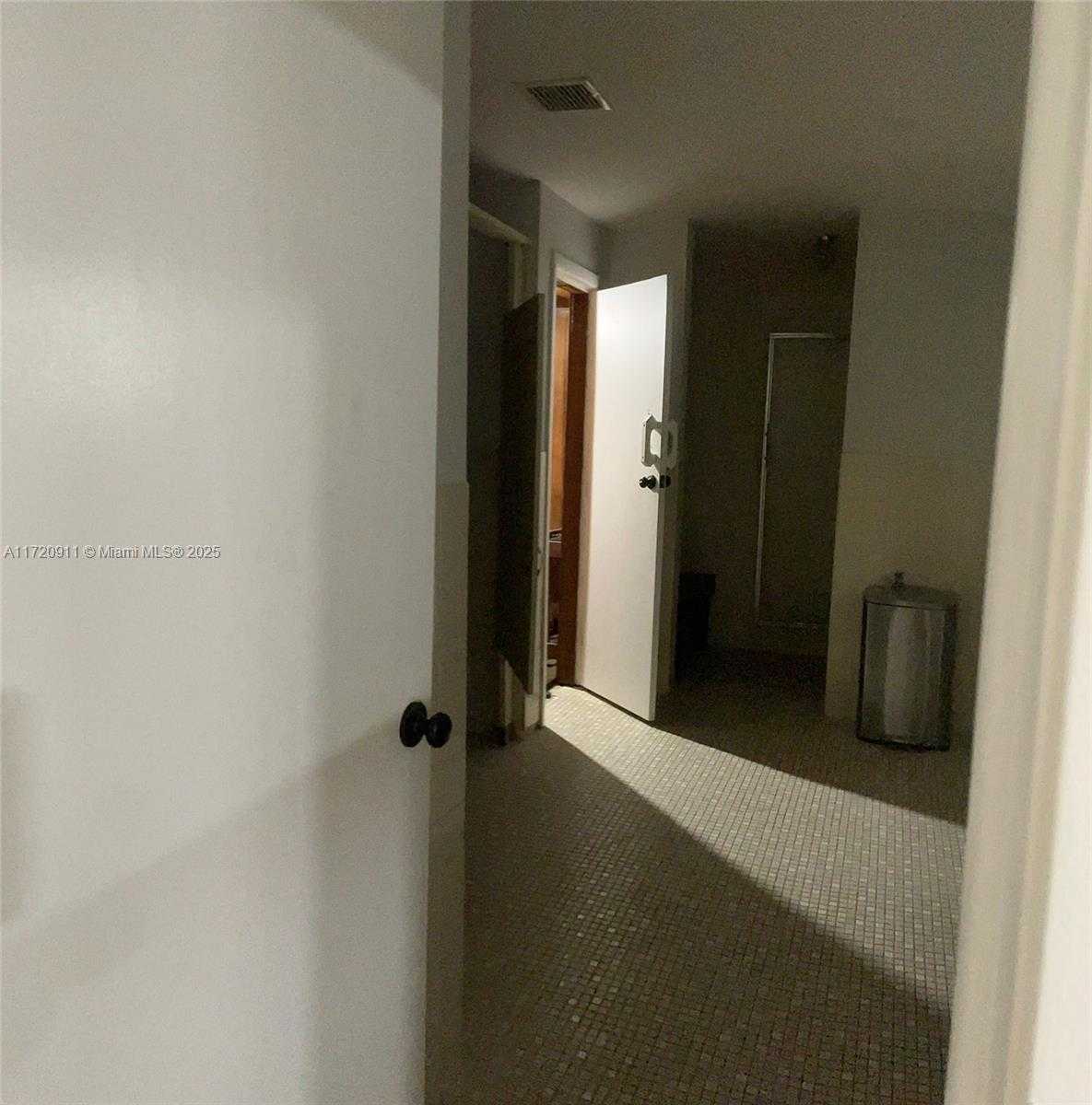 Small Image of 6130 NORTH WEST 54TH LN #6130, Tamarac Number 50