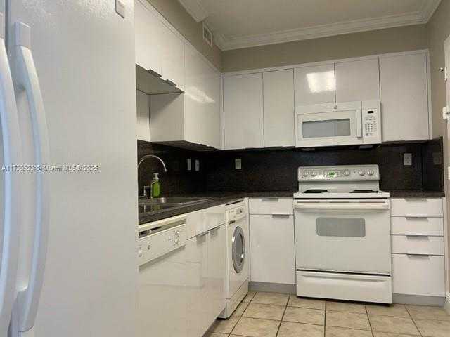 Small Image of 2501 SOUTH OCEAN DRIVE #1131, Hollywood Number 9